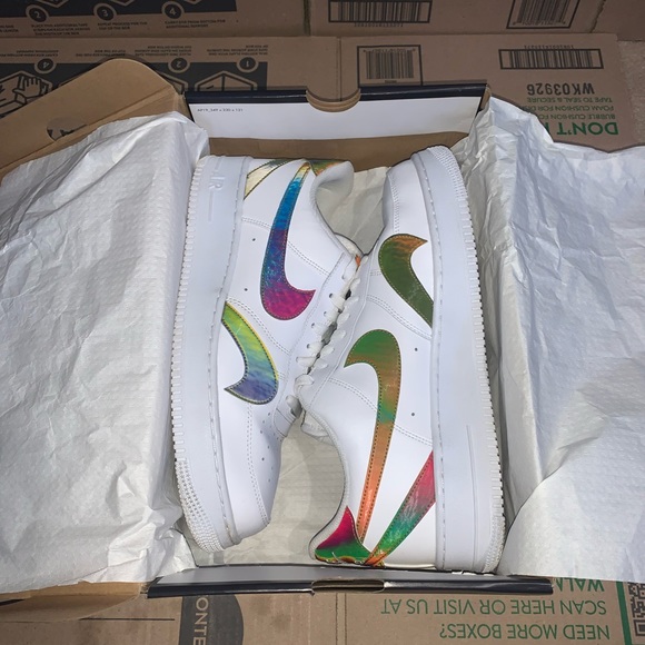 Like brand new hardly wore them. Just looking to sell and get a few extra bucks - Picture 3 of 8